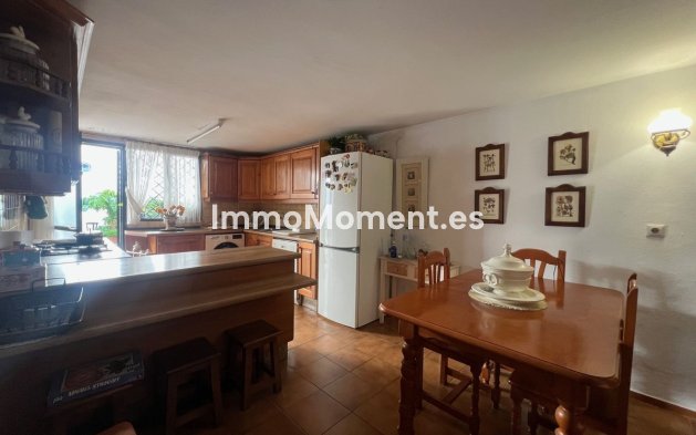 Bestaande woning - Villa - Estepona  - Estepona Centro