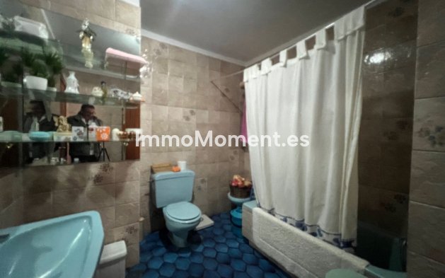 Bestaande woning - Villa - Estepona  - Estepona Centro