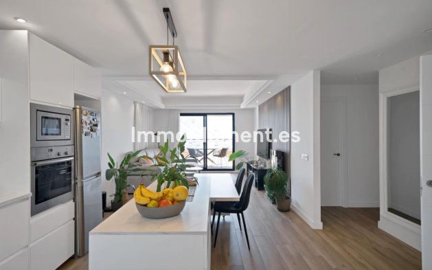 Resale - Apartment - Casares - Casares Centro