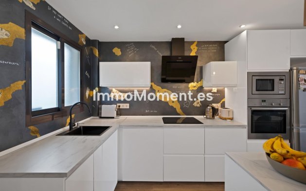 Resale - Apartment - Casares - Casares Centro