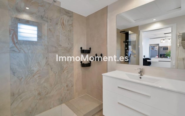 Resale - Apartment - Casares - Casares Centro