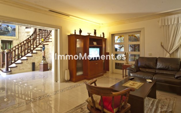 Reventa - Villa - Marbella - Nueva Andalucía