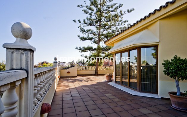 Reventa - Villa - Marbella - Nueva Andalucía