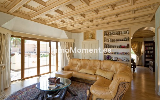 Reventa - Villa - Marbella - Nueva Andalucía