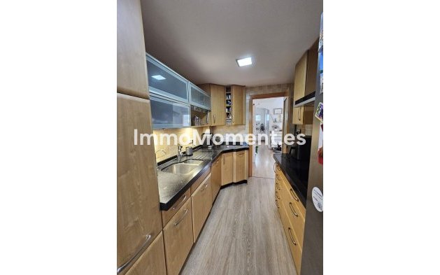 Bestaande woning - Geschakelde woning - Binnenland  - Alhaurín de la Torre