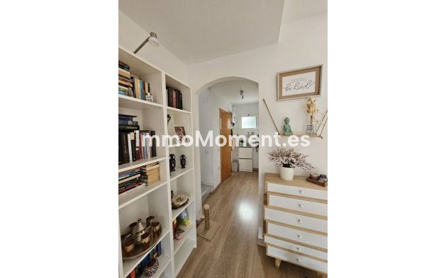 Bestaande woning - Geschakelde woning - Binnenland  - Alhaurín de la Torre