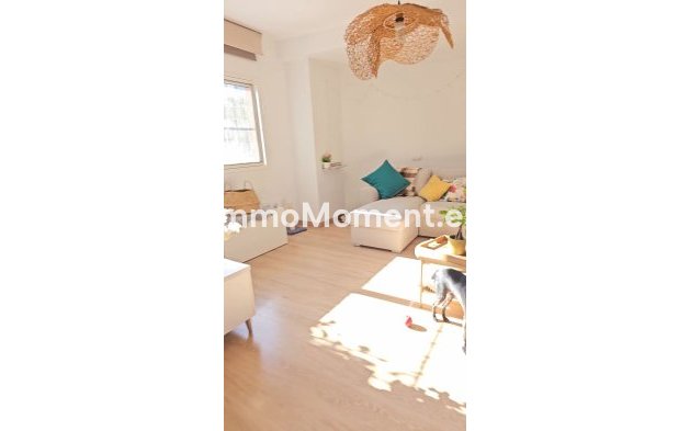 Bestaande woning - Geschakelde woning - Binnenland  - Alhaurín de la Torre