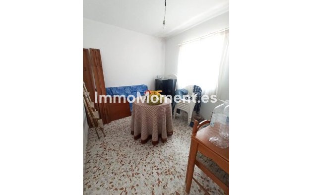 Resale - Country house - Estepona - Estepona Centro