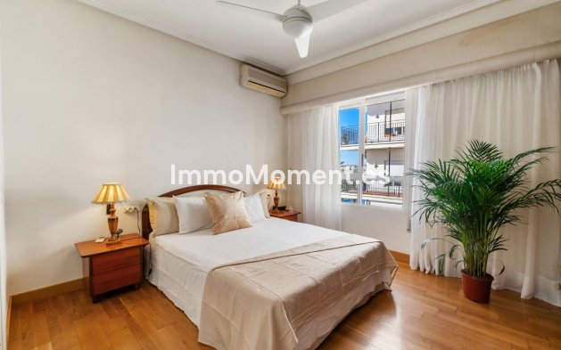 Resale - Apartment - Torrevieja - Torrevieja Centro