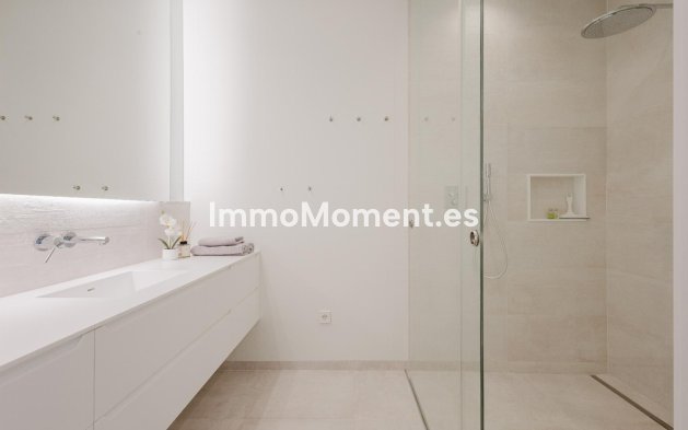 Reventa - Villa - Orihuela - Las Colinas Golf