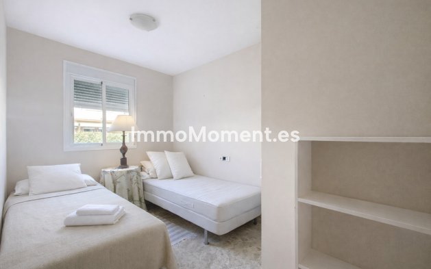 Bestaande woning - Geschakelde woning - Estepona  - Estepona Centro