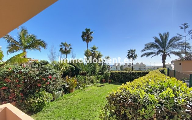 Bestaande woning - Geschakelde woning - Estepona  - Estepona Centro