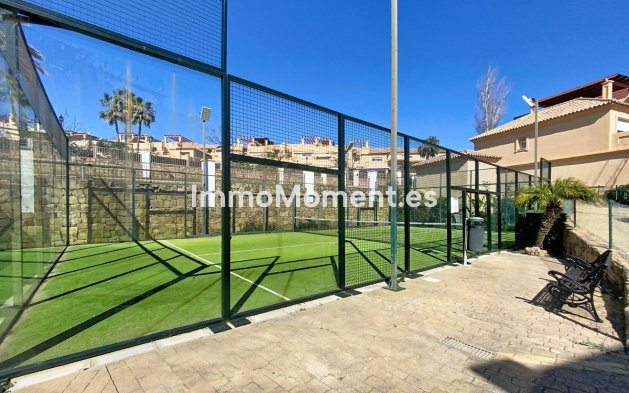 Bestaande woning - Geschakelde woning - Estepona  - Estepona Centro