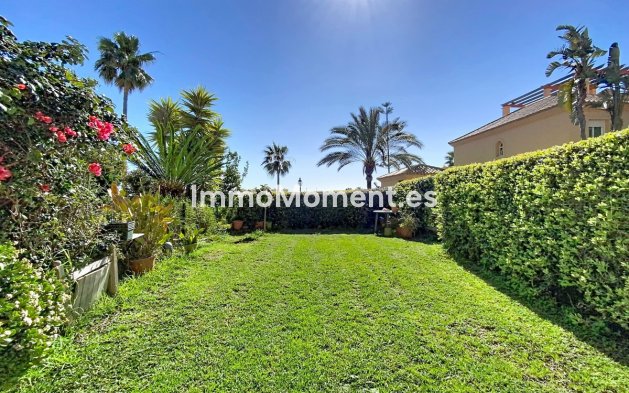 Revente - Maison mitoyenne - Estepona  - Estepona Centro