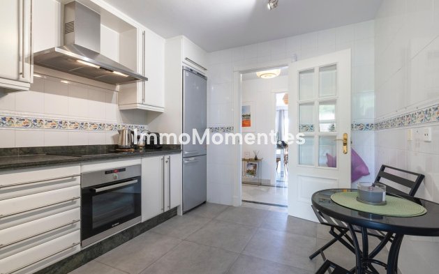 Wiederverkauf - Wohnung - Marbella - Nueva Andalucía