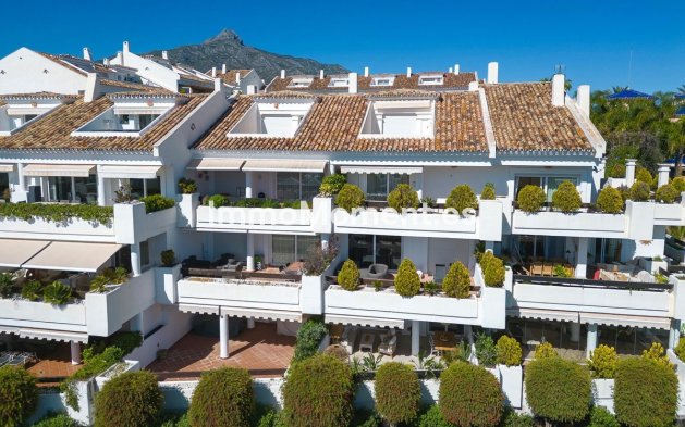 Wiederverkauf - Wohnung - Marbella - Nueva Andalucía