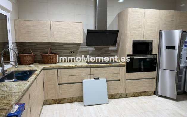 Wiederverkauf - Villa - Pinoso - Pinoso Centro