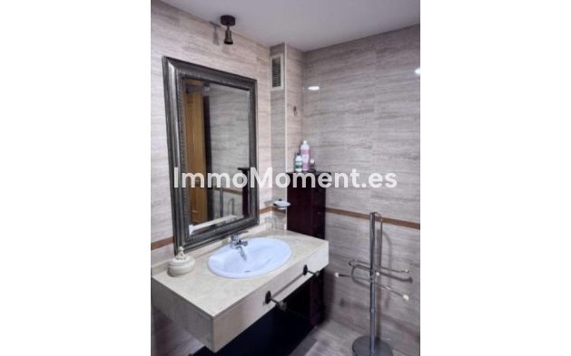 Resale - Apartment - Benidorm - Benidorm Centro