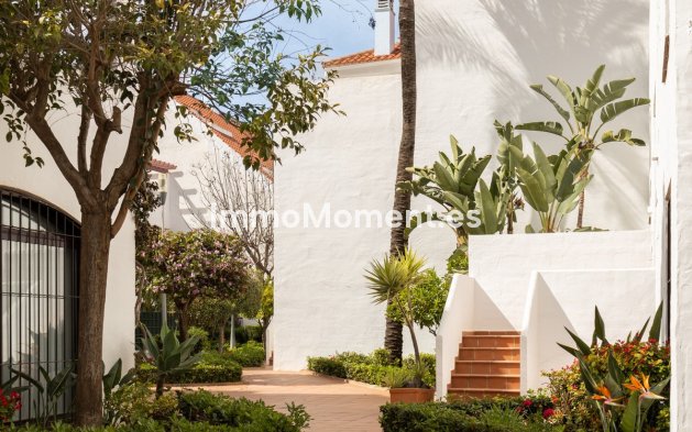 Reventa - Apartamento - Marbella - Nueva Andalucía