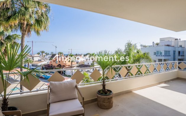 Reventa - Apartamento - Marbella - Las Chapas