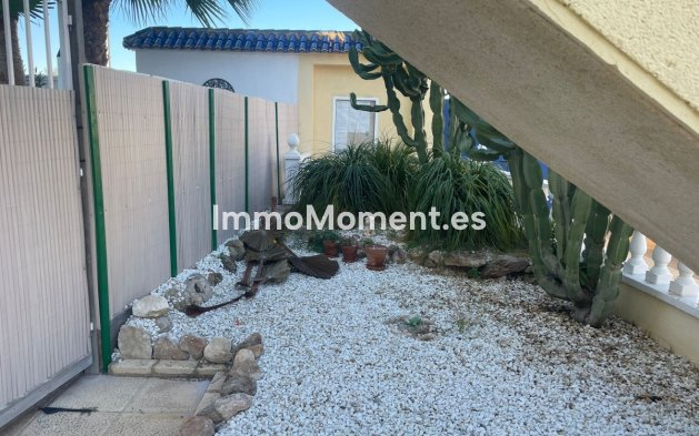 Resale - Villa - Torrevieja - La Mata