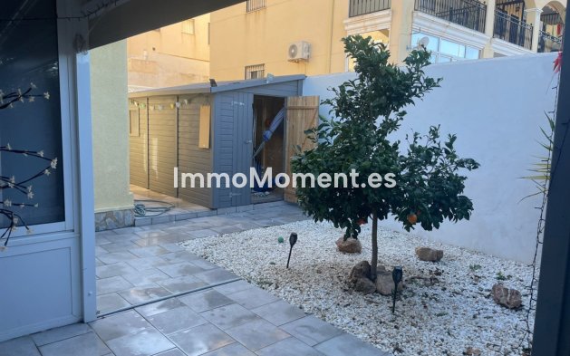 Resale - Villa - Torrevieja - La Mata