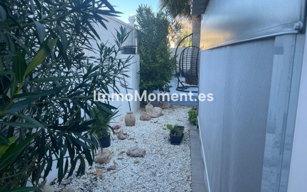 Resale - Villa - Torrevieja - La Mata