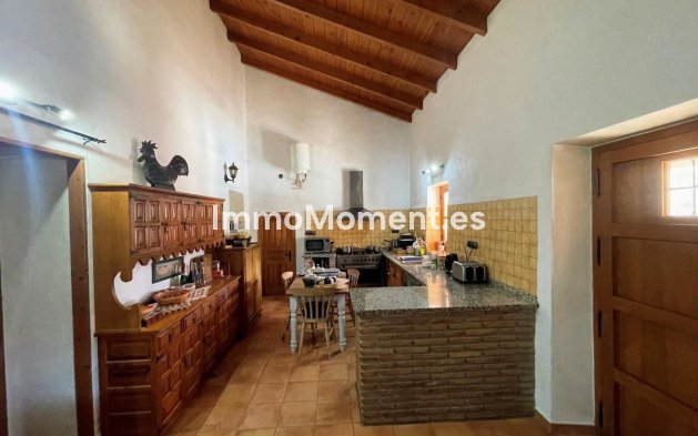 Revente - Maison de campagne - Intérieur                       - Alora