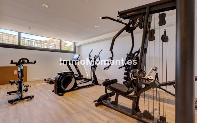 Resale - Apartment - Fuengirola - Higueron