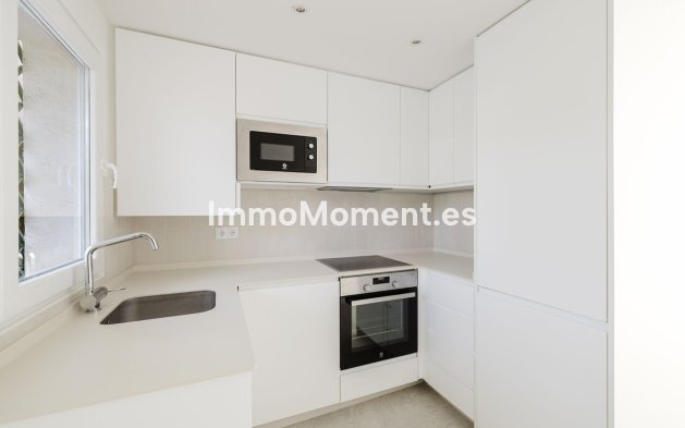 Resale - Apartment - Marbella - Artola