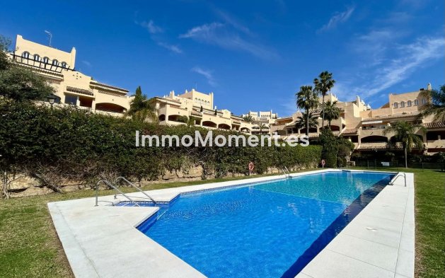 Resale - Apartment - Marbella - Elviria