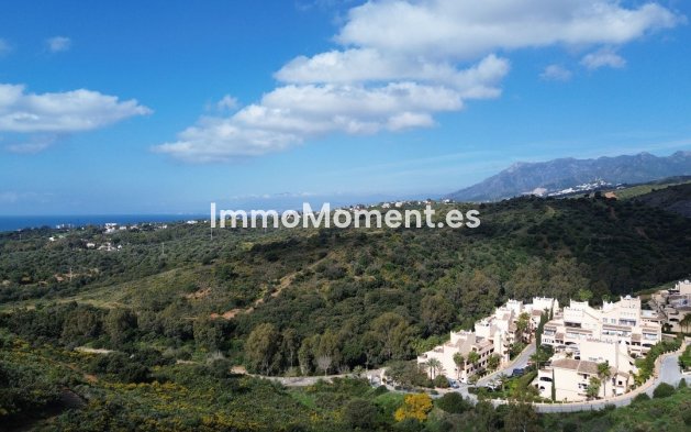 Resale - Apartment - Marbella - Elviria
