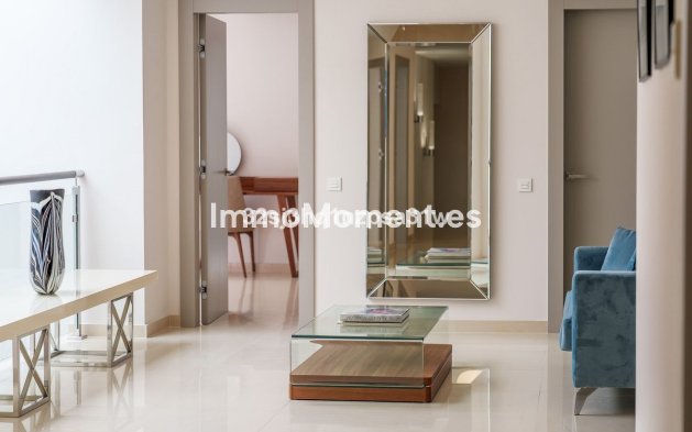 Resale - Apartment - Marbella - Marbella Centro