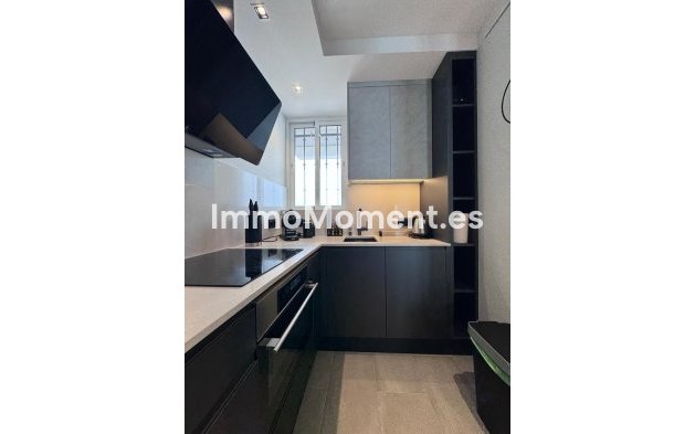Resale - Apartment - Fuengirola - Fuengirola Centro