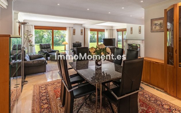 Resale - Detached villa - Estepona - New Golden Mile