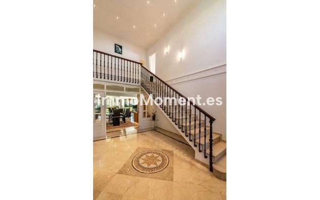 Resale - Detached villa - Estepona - New Golden Mile