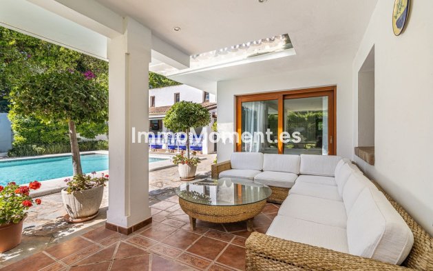 Resale - Detached villa - Estepona - New Golden Mile