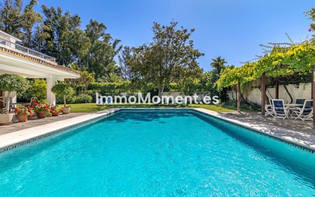 Resale - Detached villa - Estepona - New Golden Mile