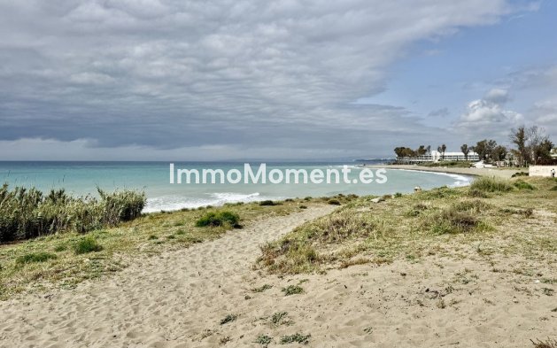 Resale - Detached villa - Estepona - New Golden Mile
