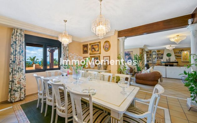 Reventa - Villa - Estepona  - Estepona Centro