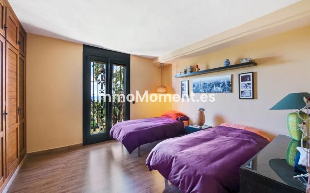 Reventa - Villa - Estepona  - Estepona Centro