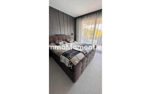 Wiederverkauf - Wohnung - Estepona  - Costalita