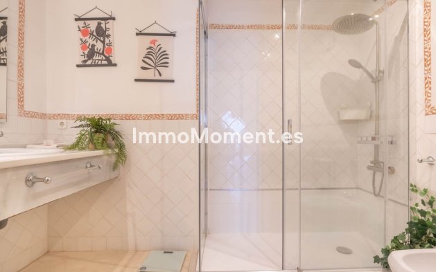 Resale - Apartment - Marbella - Marbesa