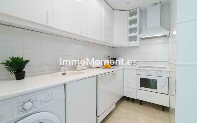 Resale - Apartment - Marbella - Marbesa