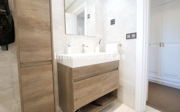 Wiederverkauf - Wohnung - Marbella - Puerto de Cabopino