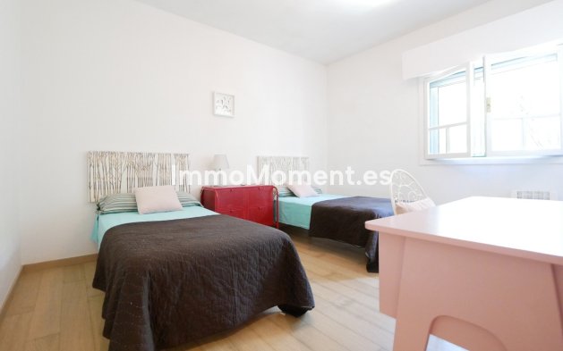 Wiederverkauf - Wohnung - Marbella - Puerto de Cabopino