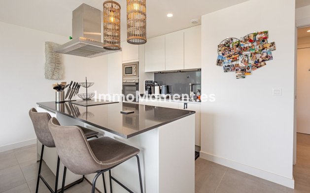 Resale - Apartment - Estepona - Selwo