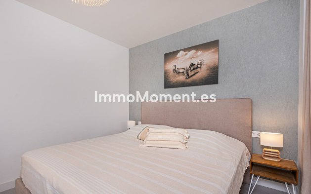 Resale - Apartment - Estepona - Selwo