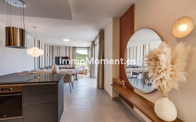 Reventa - Villa independiente - Estepona  - Estepona Centro