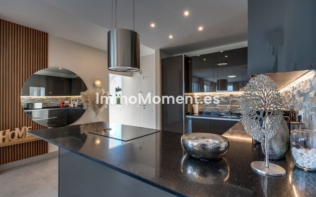 Reventa - Villa independiente - Estepona  - Estepona Centro